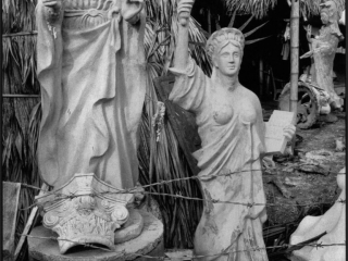 04-Harry-Wilson-Photographer-Buddhist-And-Liberty-Hanoi-Vietnam-1998