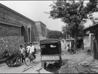 23-Harry-Wilson-Photographer-City-Wall-Xi’an-China-1986