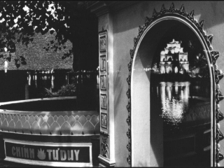 26-Harry-Wilson-Photographer-Day-And-Night-Hanoi-Vietnam-1998