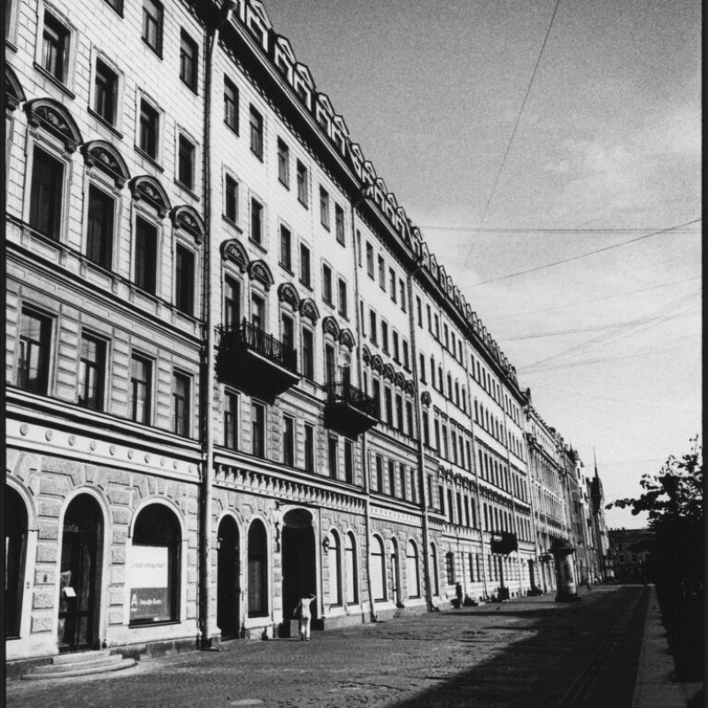 11-Harry-Wilson-Photographer-Facade-St-Petersburg-Russia-2013