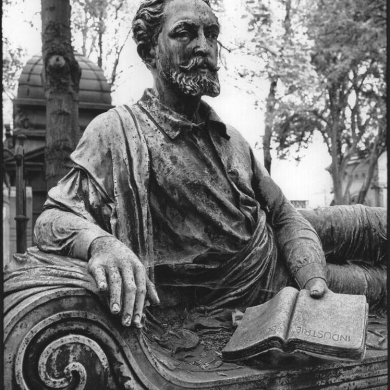 49-Harry-Wilson-Photographer-Pere-Lachaise-Paris-2005